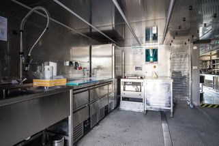 Armádní zakázky v ohrožení. Firma s tendry za půl miliardy čelí další pokutě - Seznam Zprávy